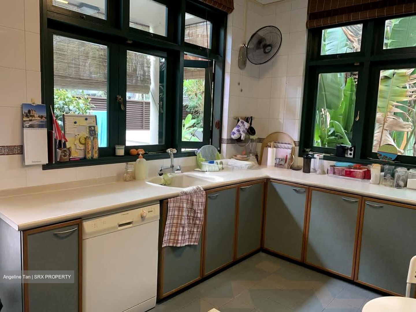 RINGWOOD ROAD (D15), Detached #574212911